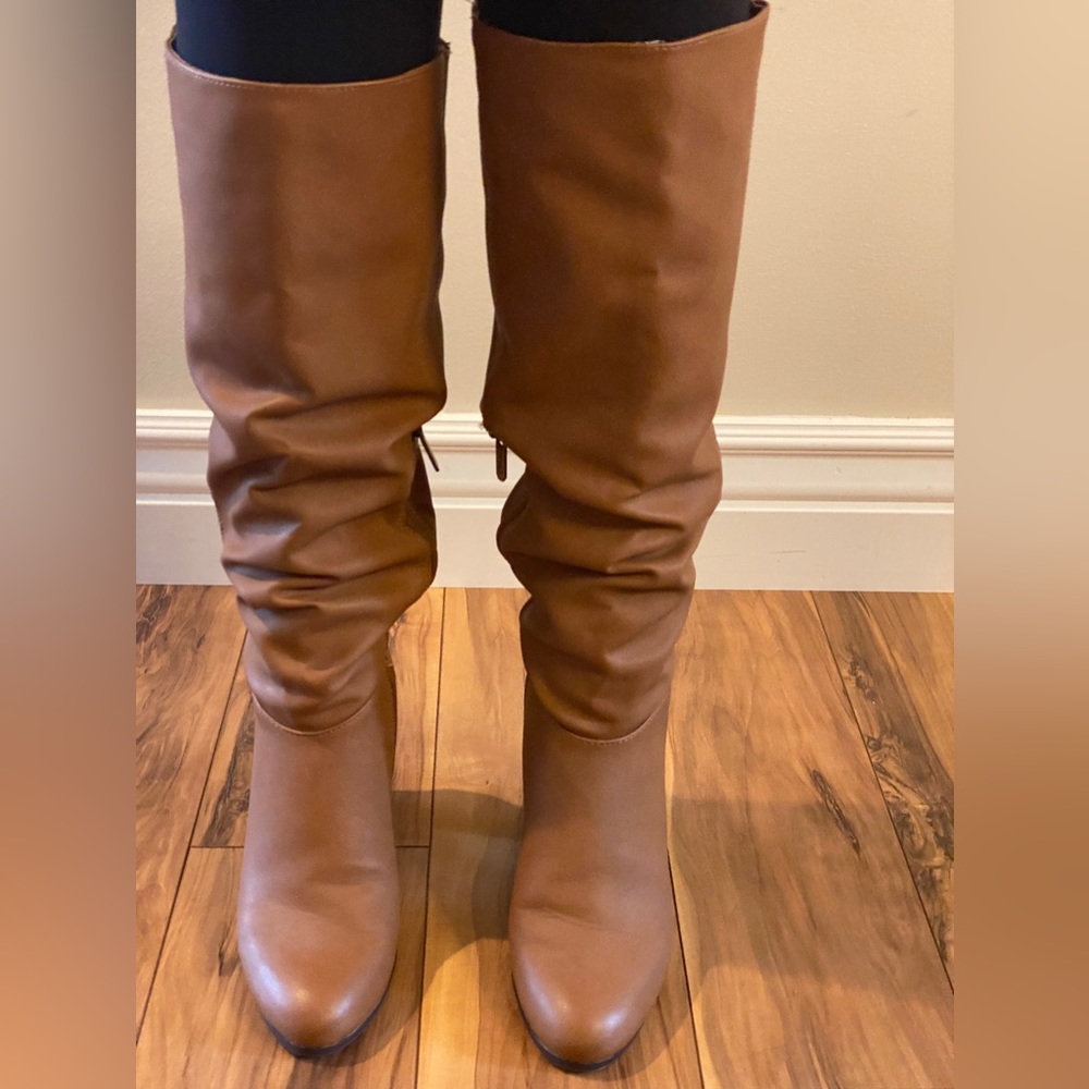 Brown Circus Knee High Boot by Sam Edelman - Picture 3 of 4